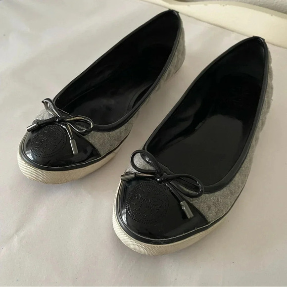 Tory Burch Skylar Slip-On Bow Ballet Grey Quilted Wool Patent Black Leather Shoe - Picture 3 of 9